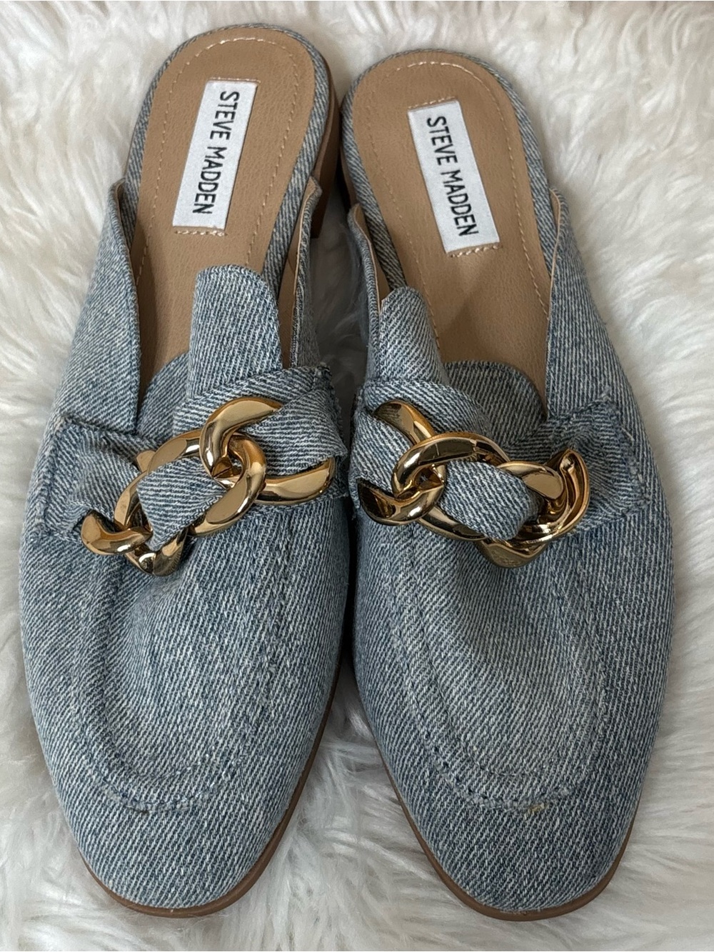 Steve Madden Light Denim Mules with Gold Chain Accent